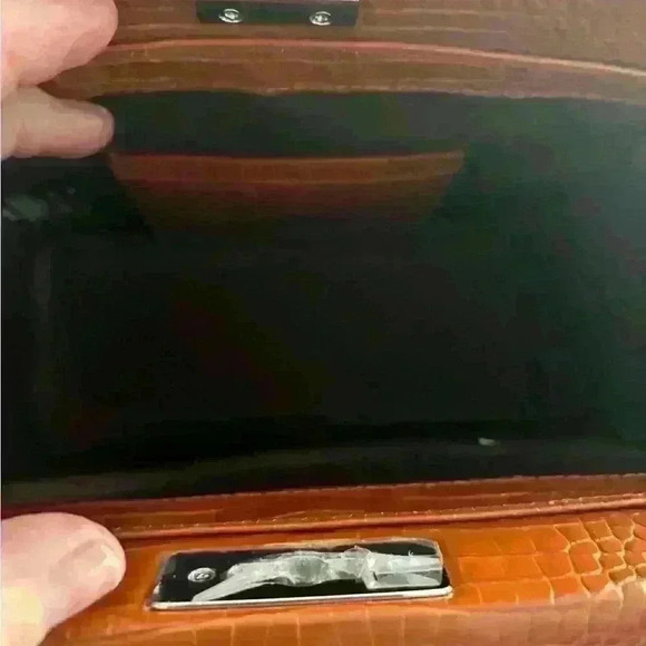 gu_de  Milky Bag.  Three Way Mock Croc Leather Handbag. NWT - Picture 6 of 13